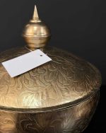 ظرف مصرفی برنجی نزدیک