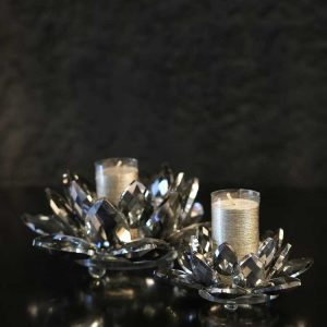 تصویری از دو جاشمعی تمام کریستال گل نیلوفر
