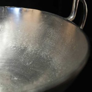 نمای داخلی ظرف پایه دار آلومینیومی وارداتی